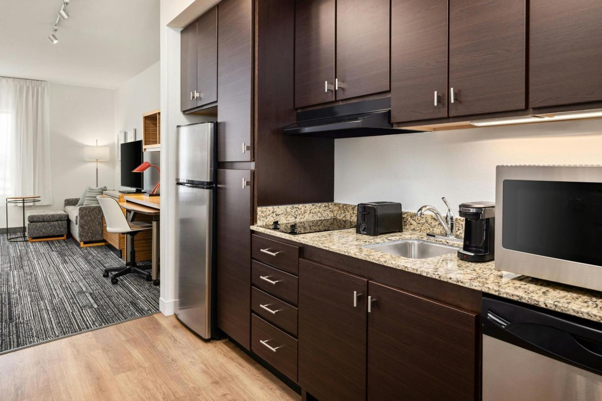 Towneplace Suites By Marriott Minneapolis Near Mall Of America Bloomington Exterior foto