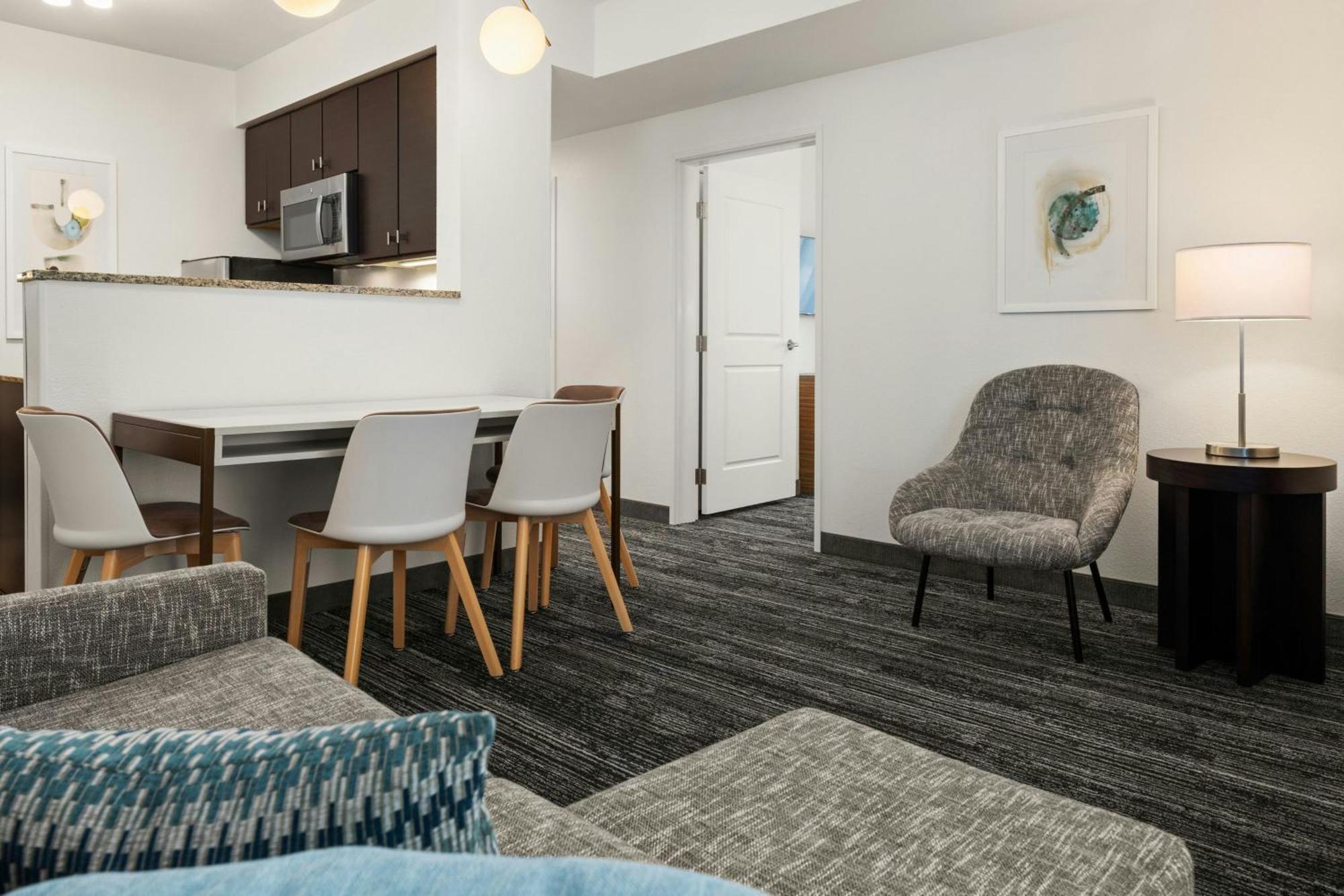 Towneplace Suites By Marriott Minneapolis Near Mall Of America Bloomington Exterior foto